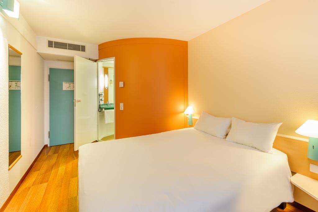 Ibis Berlin Dreilinden Hotel Kleinmachnow Ngoại thất bức ảnh